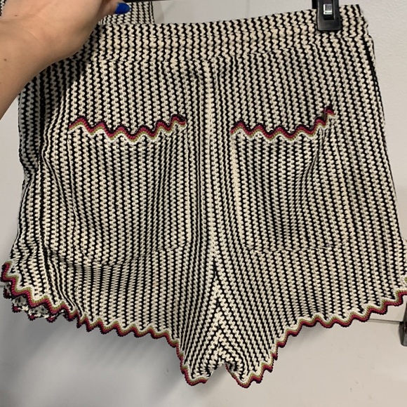 SAYLOR VERNA STRIPE CROCHET KNIT SHORT SET BLACK WHITE SMALL - Picture 9 of 11